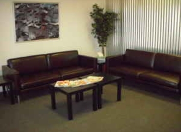550 m² Business center in Mesa, AZ, 625 W. Southern Ave. Ste. E (85210) - 1 | MatchOffice.com