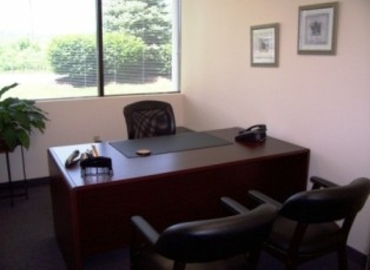 600 m² Business park property up for rent in Allentown, PA, 1275 Glenlivet Drive (18106) - 1 | MatchOffice.com