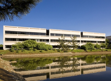 250 m² Business park building available to rent in Blue Bell, PA, 325 Sentry Parkway West (19422) - 0 | MatchOffice.com
