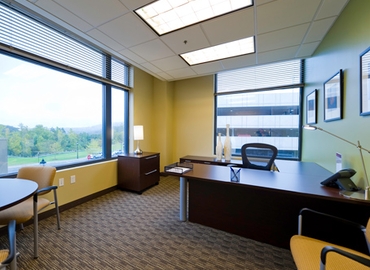 250 m² Business space place available to rent in Asheville, NC, 28 Schenck Parkway (28803) - 2 | MatchOffice.com