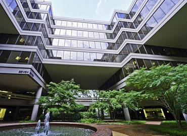 250 m² Business center building available to rent in Atlanta, GA, 3525 Piedmont Road (30305) - 1 | MatchOffice