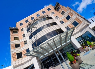 250 m² Business center place for rent in Bellevue, WA, 800  Way (98004) - 1 | MatchOffice.com
