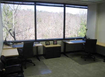 250 m² Business park place up for rent in Birmingham, AL, 2100 Southbridge Parkway (35209) - 2 | MatchOffice