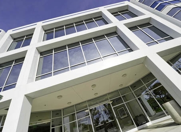 250 m² Business space building up for rent in Carlsbad, CA, 701 Palomar Airport Road (92011) - 0 | MatchOffice