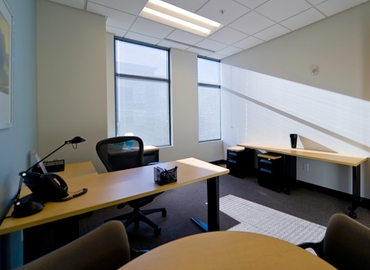 250 m² Business space building up for rent in Charlotte, NC, 2015 Ayrsley Town Blvd. (28273) - 1 | MatchOffice.com