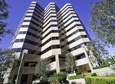 250 m² Business space in Costa Mesa, CA, 575 Anton Boulevard (92626) - 1 | MatchOffice