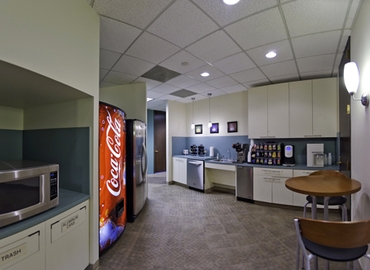 250 m² Business space building up for rent in Dallas, TX, 2911 Turtle Creek Blvd. (75219) - 8 | MatchOffice