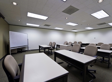 250 m² Business center place up for rent in Dallas, TX, Noel Road (13455) - 7 | MatchOffice.com