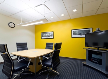 250 m² Business center building up for rent in Ft. Washington, PA, 500 Office Center Drive (19034) - 5 | MatchOffice
