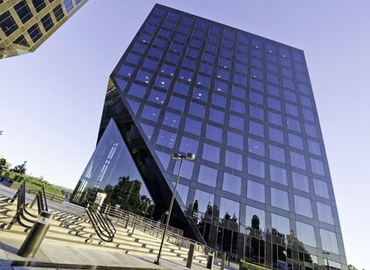250 m² Serviced office in Irvine, CA, 19800 MacArthur Boulevard (92612) - 1 | MatchOffice.com