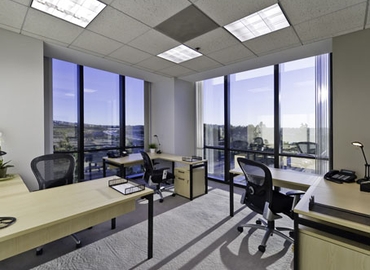 250 m² Serviced office building for rent in Irvine, CA, 19800 MacArthur Boulevard (92612) - 2 | MatchOffice.com