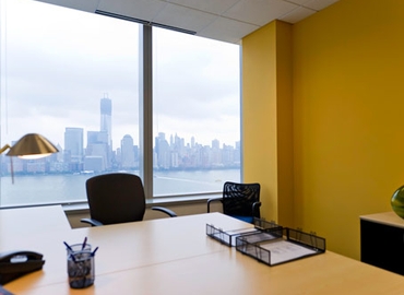 250 m² Serviced office property up for rent in Jersey City, NJ, Plaza V (07311) - 1 | MatchOffice