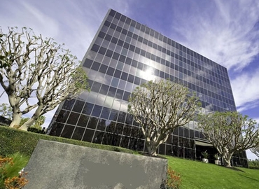 250 m² Business park place up for rent in Laguna Hills, CA, 23046 Avenida de la Carlota (92653) - 0 | MatchOffice.com