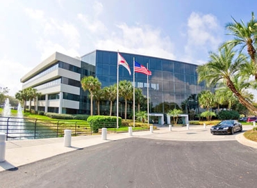 250 m² Business park place up for rent in Maitland, FL, 555 Winderly Place (32751) - 1 | MatchOffice.com