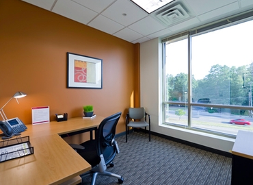250 m² Business space place for rent in Chapel Hill, NC, 1340 Environ Way (27517) - 2 | MatchOffice