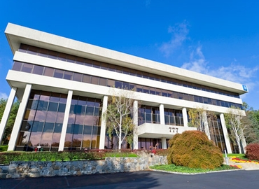 250 m² Business center in White Plains, NY, 777 Westchester Avenue (10604) - 1 | MatchOffice.com