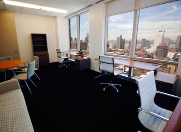 250 m² Business park property for rent in New York Midtown East, NY, 1745 Broadway (10106) - 2 | MatchOffice.com
