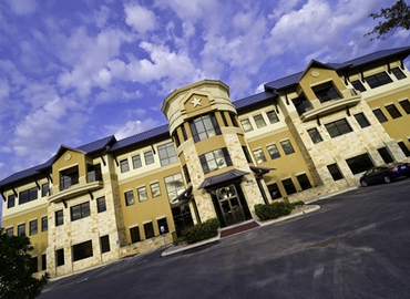 250 m² Business park property for rent in San Antonio, TX, 18756 Stone Oak Parkway (78258) - 1 | MatchOffice.com