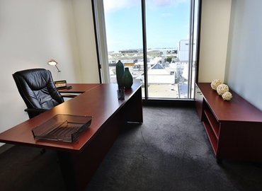 250 m² Business park place up for rent in Beverly Hills, 1901 Avenue of the Stars (90067) - 1 | MatchOffice