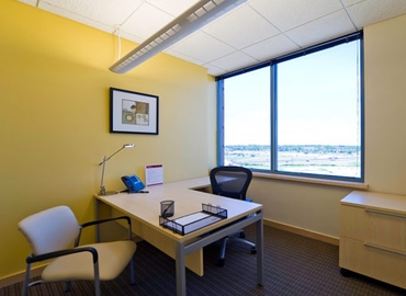 250 m² Serviced office in Madison,	 WI, 2810 Crossroads Dr (53718) - 2 | MatchOffice
