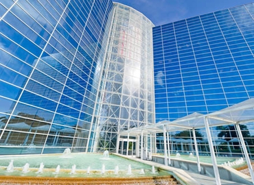 250 m² Business center building up for rent in Hollywood, FL, 4000 Hollywood Blvd. (33021) - 1 | MatchOffice.com