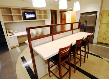250 m² Serviced office in Downtown, 633 West Fifth Street (90071) - 5 | MatchOffice