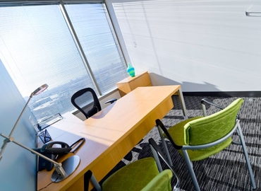 250 m² Business park building for rent in Chicago, IL, 939 W. North Avenue (60642) - 2 | MatchOffice