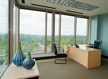 250 m² Business park building available to rent in Atlanta, GA, 2300 Lakeview Pkwy. (30009) - 1 | MatchOffice