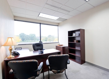 250 m² Business space property available to rent in Mt. Laurel, NJ, 309 Fellowship Road (08054) - 1 | MatchOffice.com