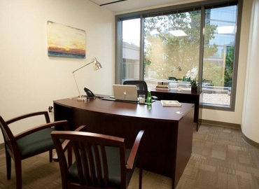 800 m² Business park property up for rent in Atlanta, GA, 1100 Peachtree St NE Suite 200 (30309) - 1 | MatchOffice.com