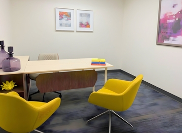  Meeting room in Woodland Hills, CA, Canoga Avenue 5850 (91367) - 2 | MatchOffice