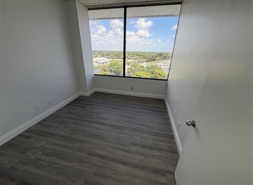 Office 10th Avenue North 2328 33461 Lake Worth Beach