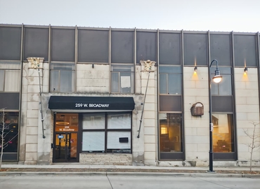 10 m² Business center in Waukesha, WI, 259 W Broadway (53186) - 0 | MatchOffice.com