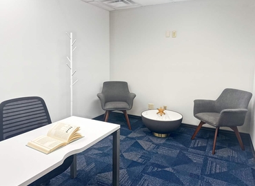 10 m² Shared workspace  in Columbus, OH, 801 W Cherry St (43074) - 6 | MatchOffice.com