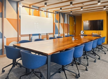 Virtual office in Burbank, CA, 3900 W Alameda (91505) - 2 | MatchOffice