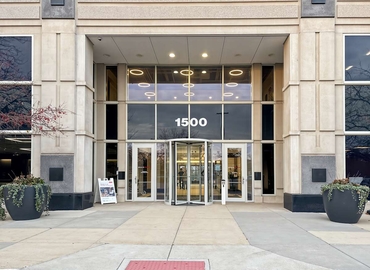 10 m² Business center in Schaumburg, IL, 1500 McConnor Pkwy (60173) - 0 | MatchOffice.com