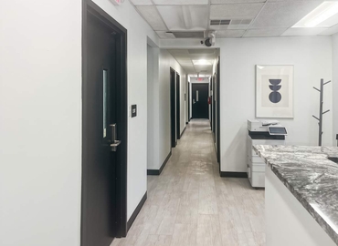 10 m² Shared office  in Charlotte, 2303 W Morehead (28208) - 13 | MatchOffice