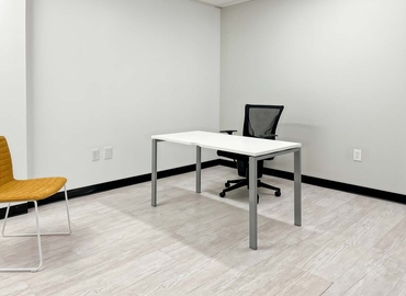 10 m² Business space in Charlotte, 2303 W Morehead (28208) - 12 | MatchOffice