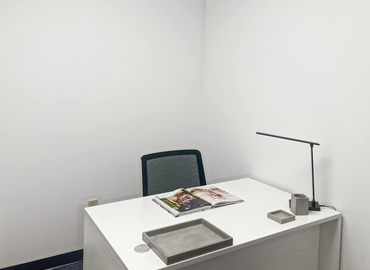 Virtual office space in Pittsburgh, PA, 2000 Cliff Mine Rd (15275) - 3 | MatchOffice