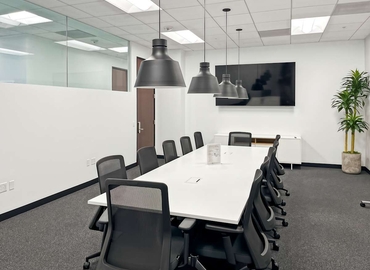 10 m² Business park in Irvine, CA, 2020 Main St (92614) - 2 | MatchOffice.com