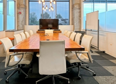 10 m² Shared workspace  in Schaumburg, IL, 3400 W Stonegate Blvd (60005) - 2 | MatchOffice.com