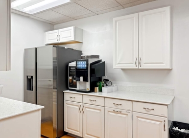 10 m² Shared workspace  in Wheaton, 1N131 County Farm Road (60190) - 5 | MatchOffice