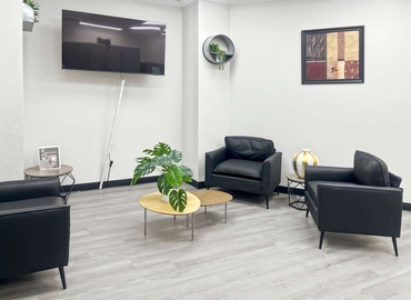 10 m² Business park in Valencia, 	CA, 27125 Sierra  Hwy (91351) - 4 | MatchOffice