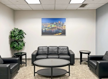 10 m² Coworking space  in Pittsburgh, PA, 2403 Sidney Street (15203) - 7 | MatchOffice