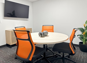 Virtual office space in San Diego, CA, 2650 Camino del Rio N (92108) - 9 | MatchOffice.com