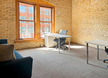 10 m² Shared workspace  in Minneapolis, MN, 333 N Washington Ave (55401) - 3 | MatchOffice.com