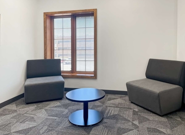 10 m² Business space in Naperville, IL, 640 S Washington St (60540) - 10 | MatchOffice.com