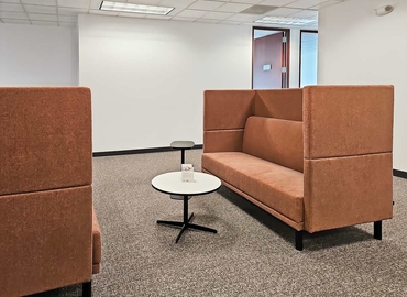 Virtual office space in Deerfield, IL, 2150 E. Lake Cook Road (60089) - 11 | MatchOffice