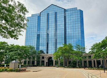 10 m² Business park in Deerfield, IL, 2150 E. Lake Cook Road (60089) - 0 | MatchOffice.com