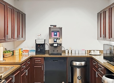 10 m² Business space in Deerfield, IL, 2150 E. Lake Cook Road (60089) - 5 | MatchOffice